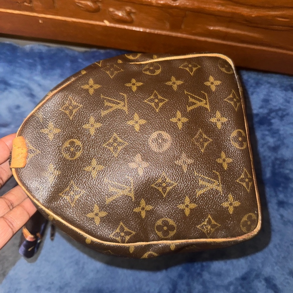 Louis Vuitton Speedy 35 Brown Monogram Bag with Colorful Scarf - Picture 5 of 16